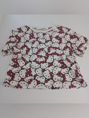 Hello Kitty Tee Sz M By Hybrid Apparel